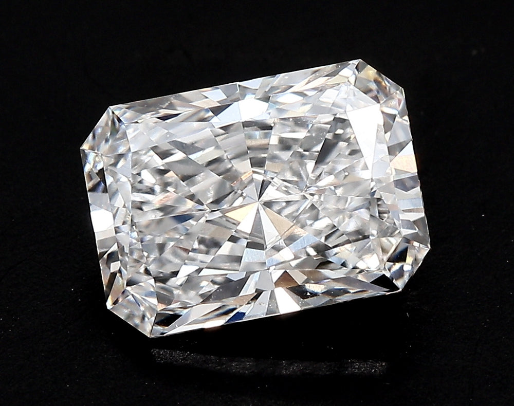 5.55 Carat Radiant Lab Diamond with  Cut Diamond in 14KT  view 1
