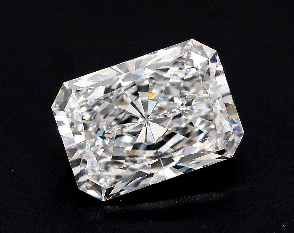 3.01 Carat Radiant Lab Diamond with  Cut Diamond in 14KT  view 1
