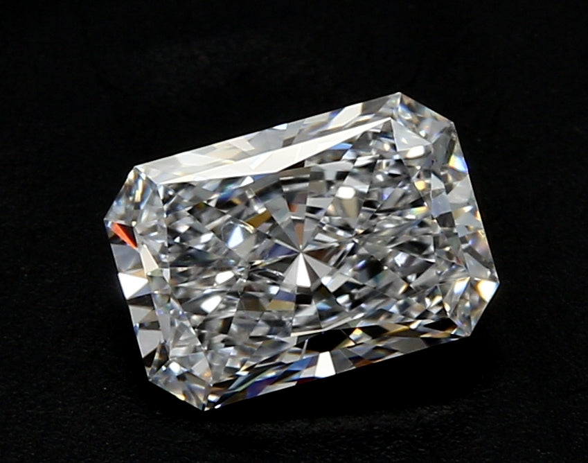 3.02 Carat Radiant Lab Diamond with  Cut Diamond in 14KT  view 1

