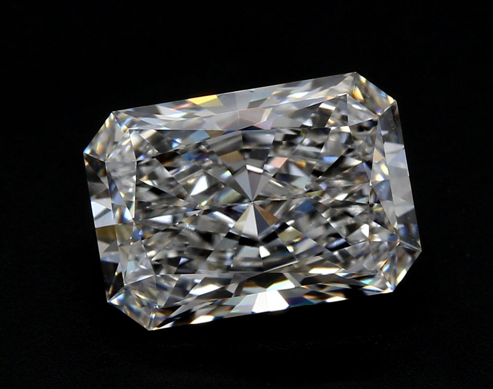 3.56 Carat Radiant Lab Diamond with  Cut Diamond in 14KT  view 1
