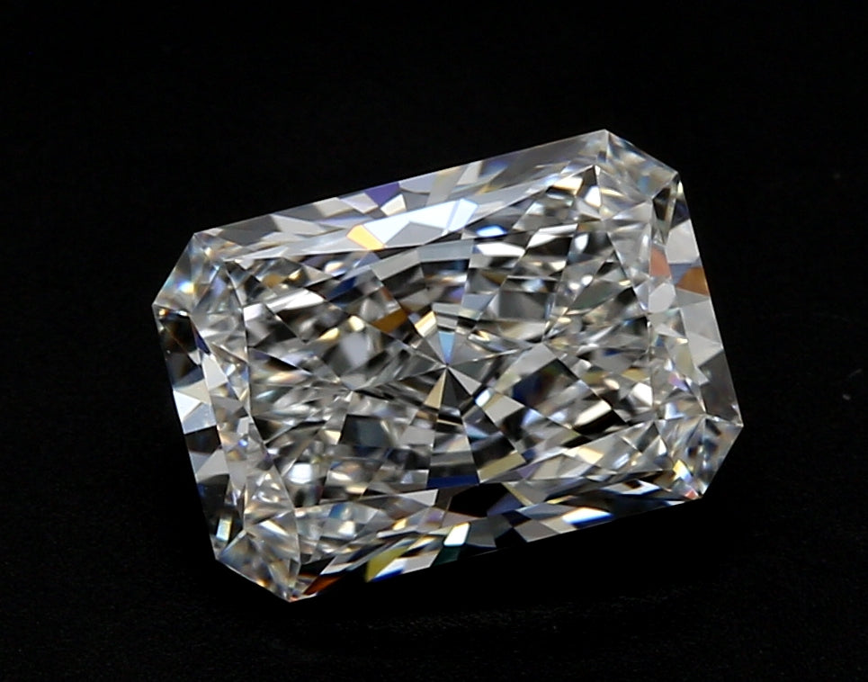 5.21 Carat Radiant Lab Diamond with  Cut Diamond in 14KT  view 1
