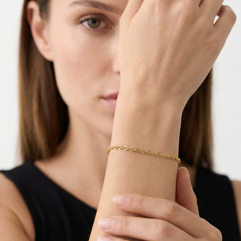 The Rory Chain Bracelet with 14KT Yellow Gold Cut Diamond in 14KT Yellow Gold view 4
