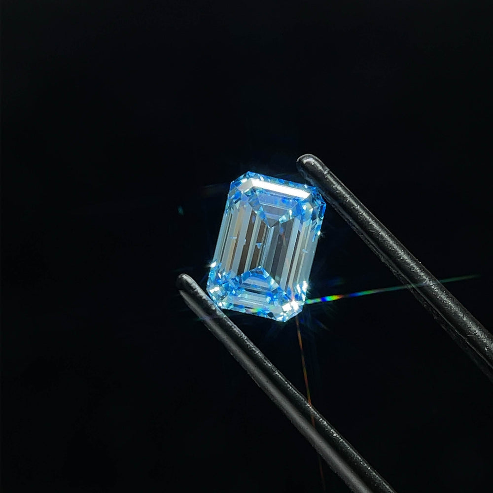 1.51 Carat Emerald Lab Diamond with  Cut Diamond in 14KT  view 1
