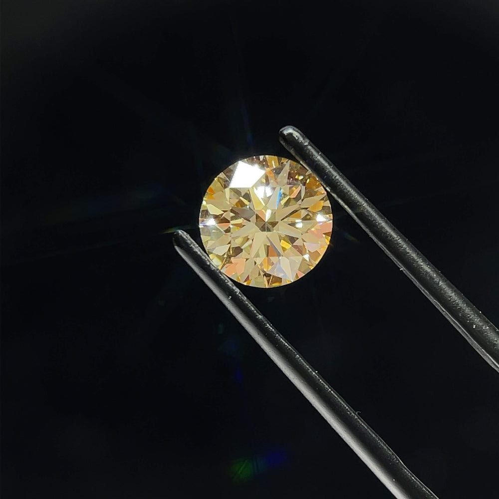 1.7 Carat Round Lab Diamond with  Cut Diamond in 14KT  view 1
