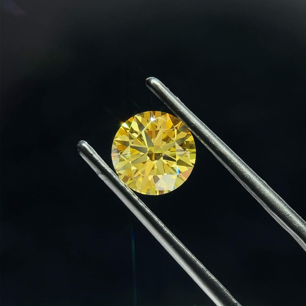 1.53 Carat Round Lab Diamond with  Cut Diamond in 14KT  view 1

