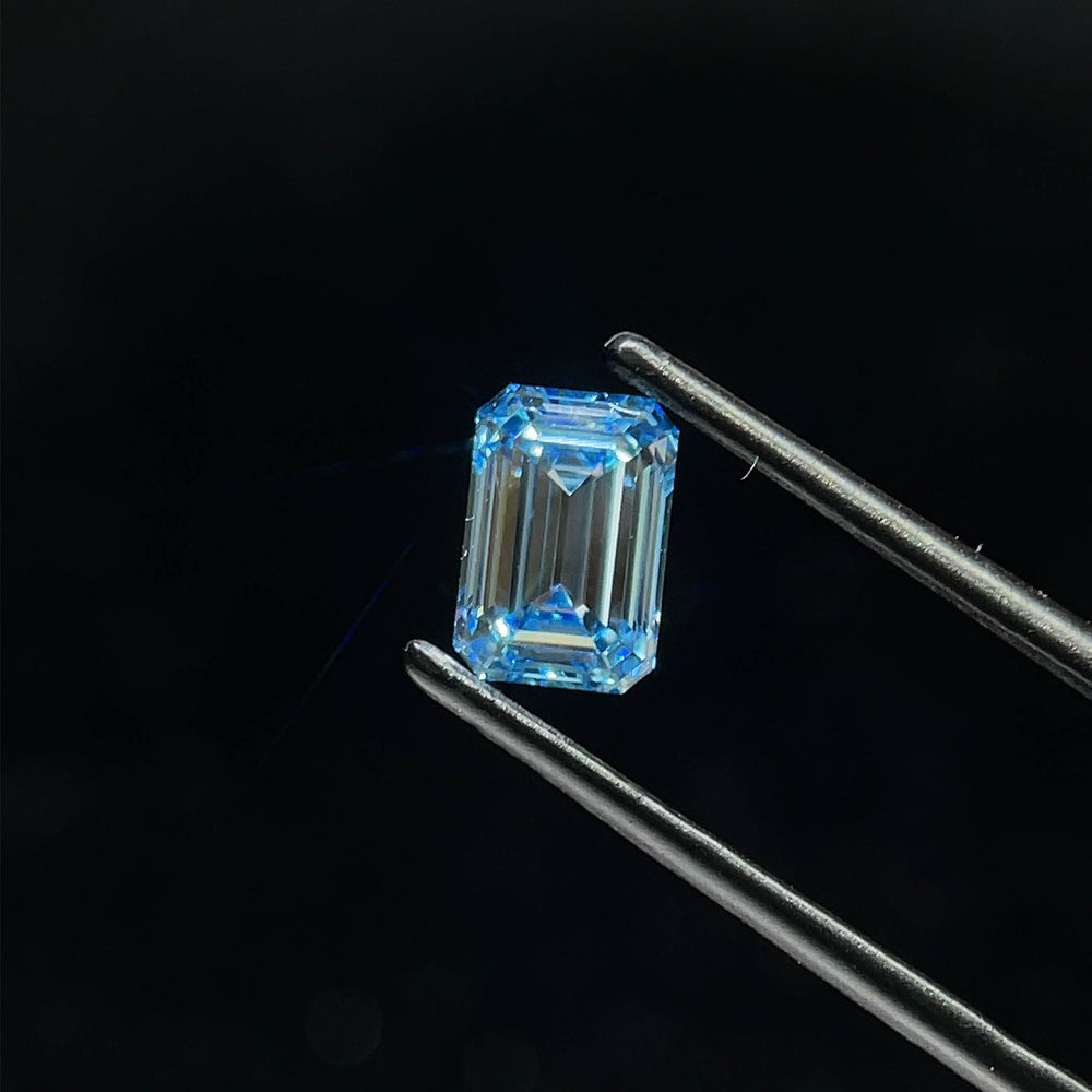 1.52 Carat Emerald Lab Diamond with  Cut Diamond in 14KT  view 1
