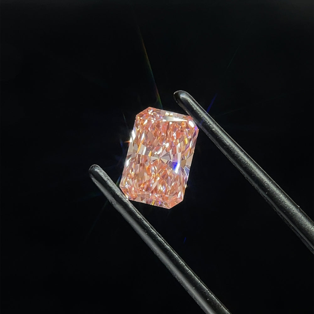 1.06 Carat Radiant Lab Diamond with  Cut Diamond in 14KT  view 1
