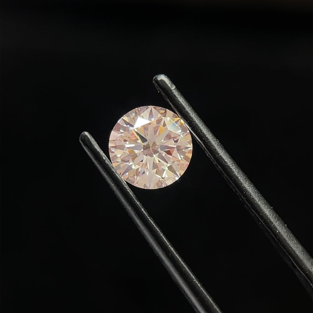 0.99 Carat Round Lab Diamond with  Cut Diamond in 14KT  view 1
