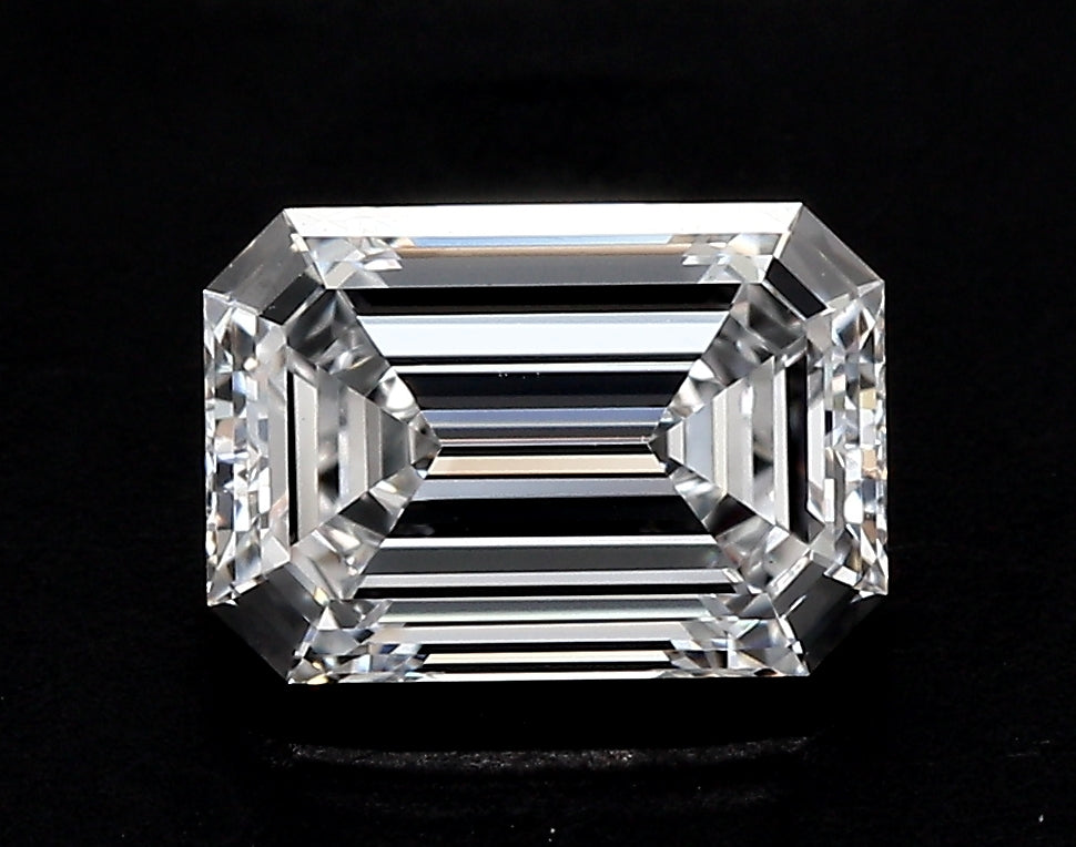 5.03 Carat Emerald Lab Diamond with  Cut Diamond in 14KT  view 1
