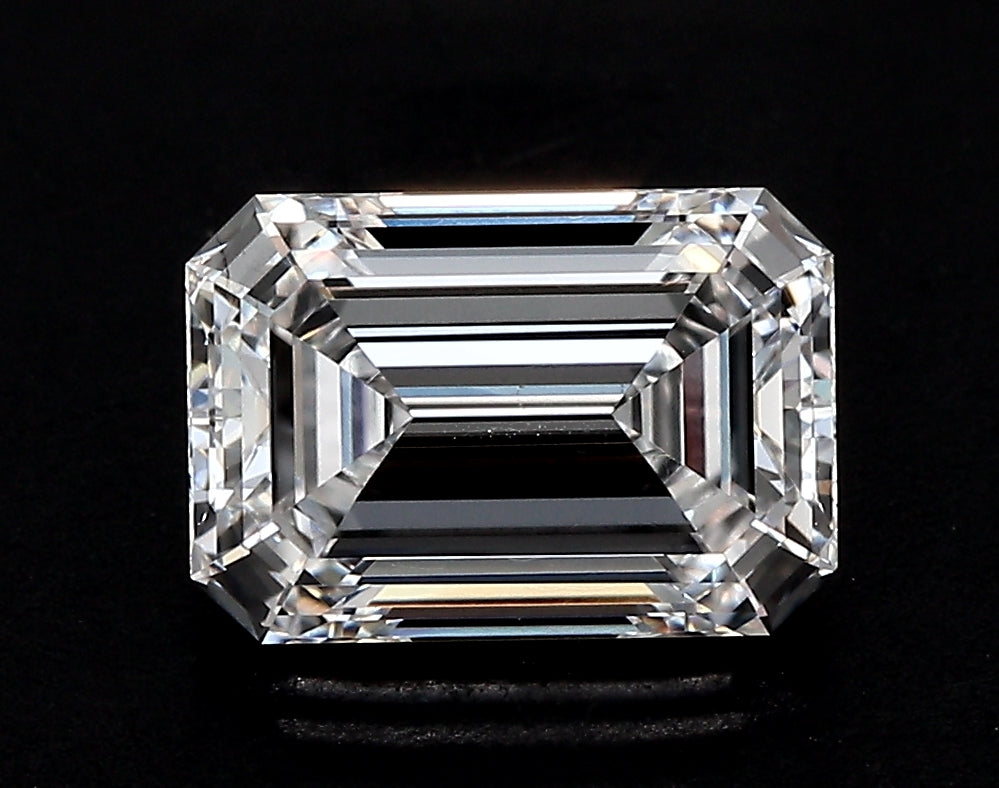 1.97 Carat Emerald Lab Diamond with  Cut Diamond in 14KT  view 1

