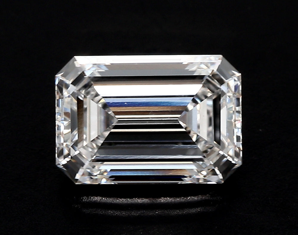 3.0 Carat Emerald Lab Diamond with  Cut Diamond in 14KT  view 1
