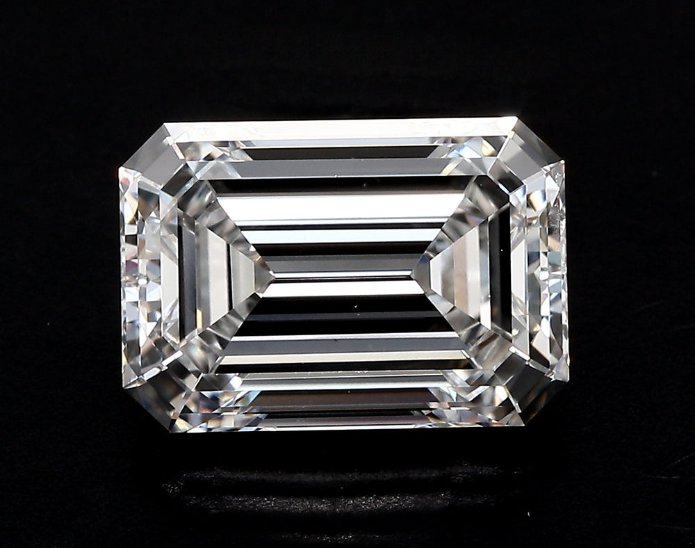 3.9 Carat Emerald Lab Diamond with  Cut Diamond in 14KT  view 1
