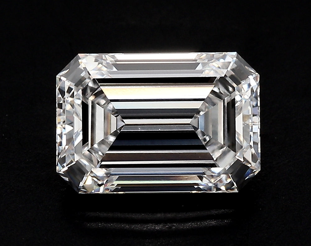 1.57 Carat Emerald Lab Diamond with  Cut Diamond in 14KT  view 1
