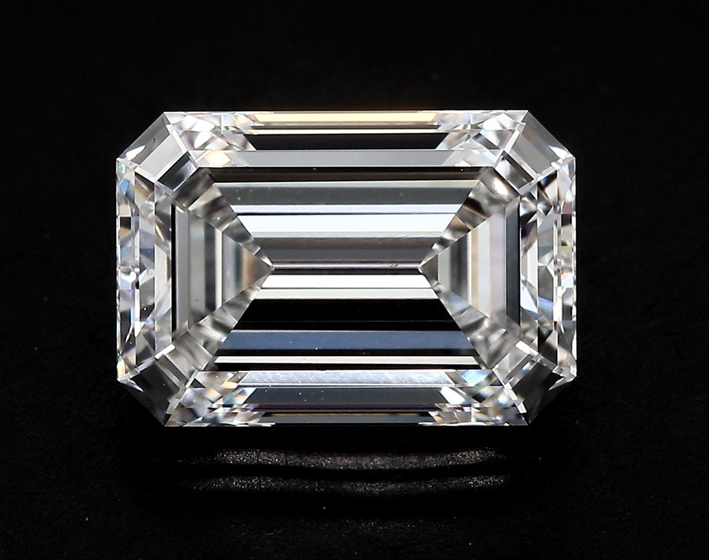 1.57 Carat Emerald Lab Diamond with  Cut Diamond in 14KT  view 1
