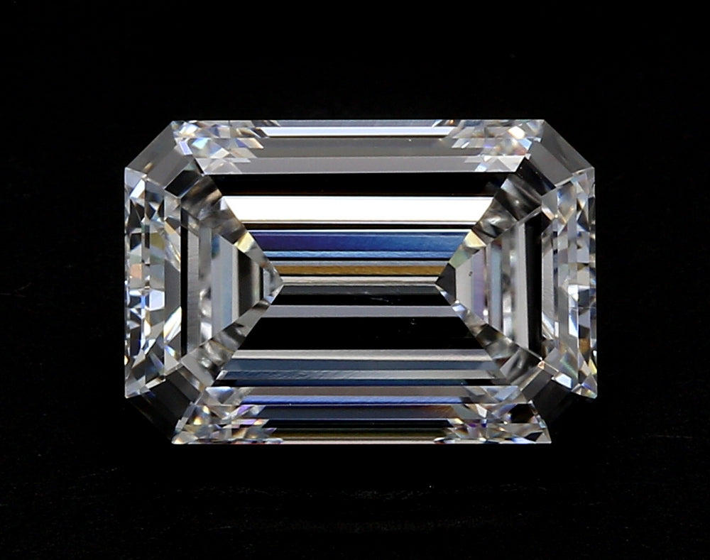 1.69 Carat Emerald Lab Diamond with  Cut Diamond in 14KT  view 1
