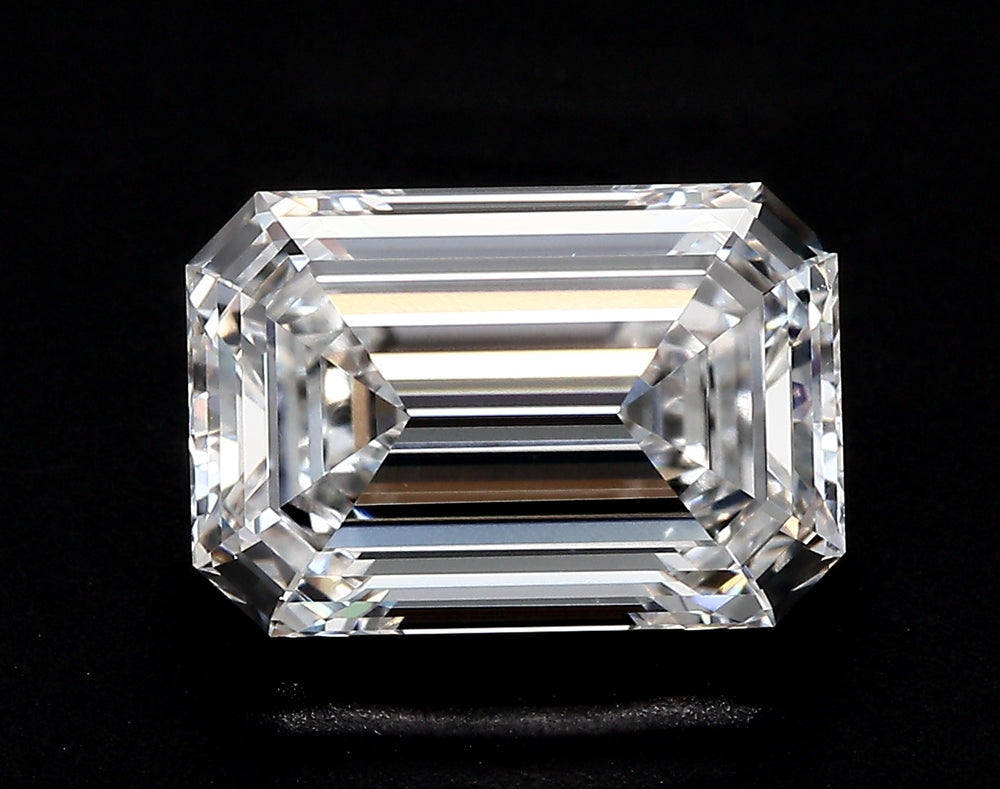 1.55 Carat Emerald Lab Diamond with  Cut Diamond in 14KT  view 1
