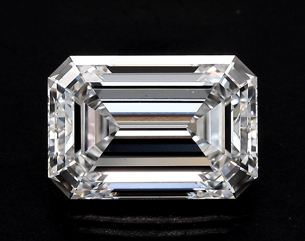 2.06 Carat Emerald Lab Diamond with  Cut Diamond in 14KT  view 1
