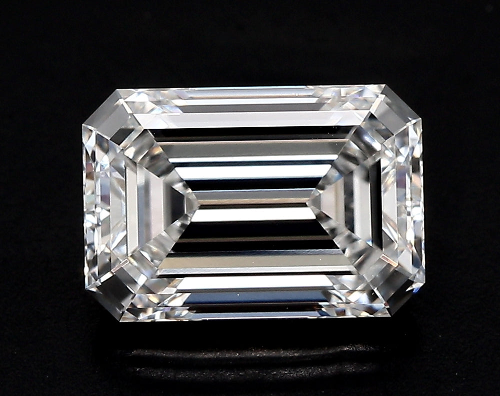 3.2 Carat Emerald Lab Diamond with  Cut Diamond in 14KT  view 1
