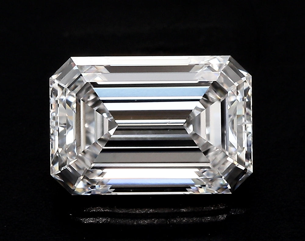 5.07 Carat Emerald Lab Diamond with  Cut Diamond in 14KT  view 1
