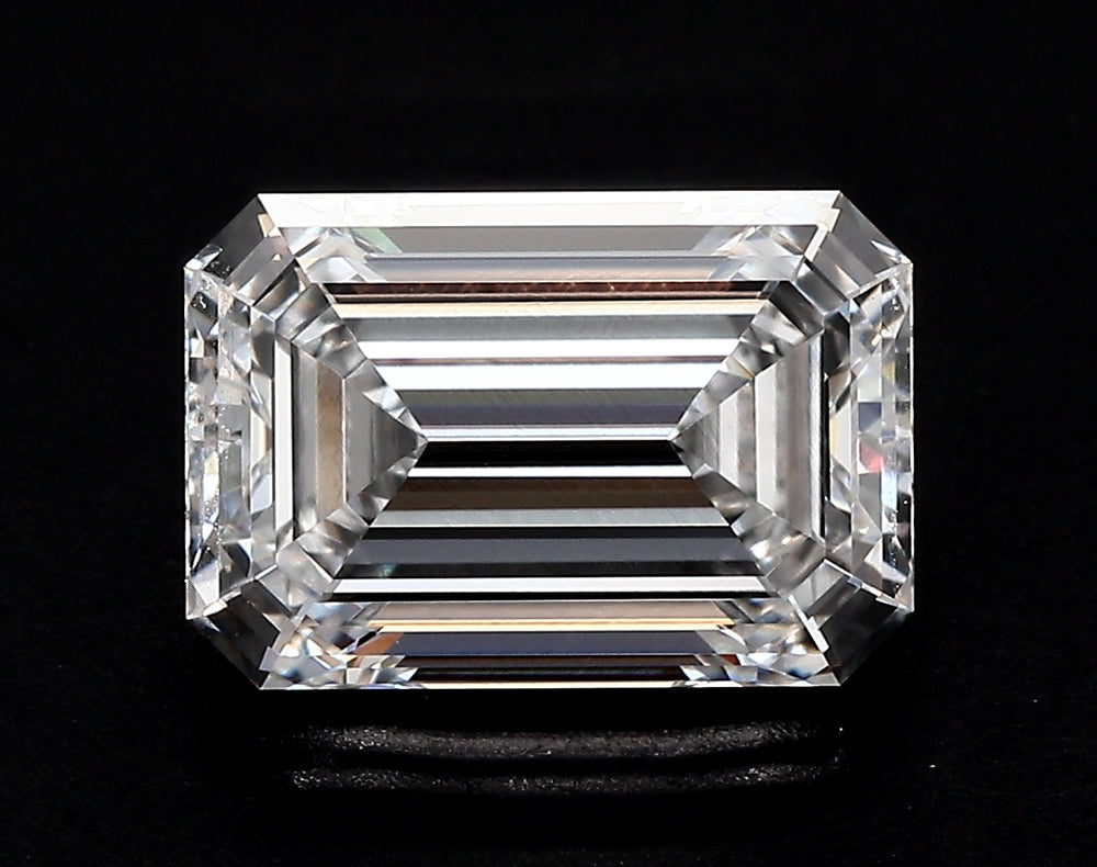 4.11 Carat Emerald Lab Diamond with  Cut Diamond in 14KT  view 1
