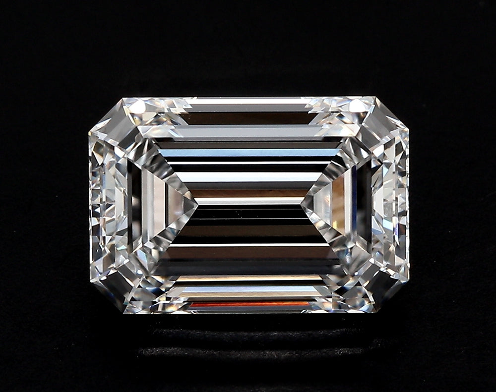 3.12 Carat Emerald Lab Diamond with  Cut Diamond in 14KT  view 1
