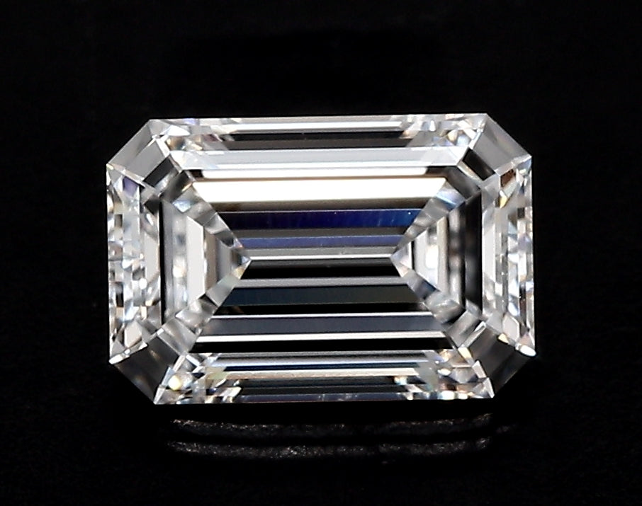 1.61 Carat Emerald Lab Diamond with  Cut Diamond in 14KT  view 1

