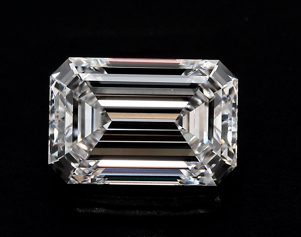 1.71 Carat Emerald Lab Diamond with  Cut Diamond in 14KT  view 1
