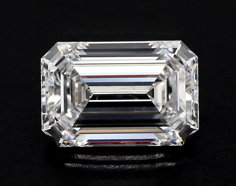 2.52 Carat Emerald Lab Diamond with  Cut Diamond in 14KT  view 1

