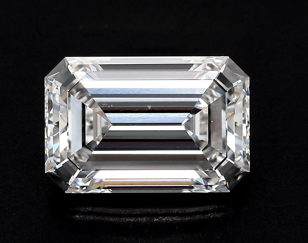3.59 Carat Emerald Lab Diamond with  Cut Diamond in 14KT  view 1
