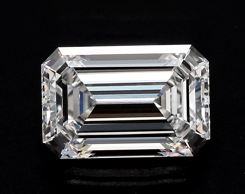 2.07 Carat Emerald Lab Diamond with  Cut Diamond in 14KT  view 1
