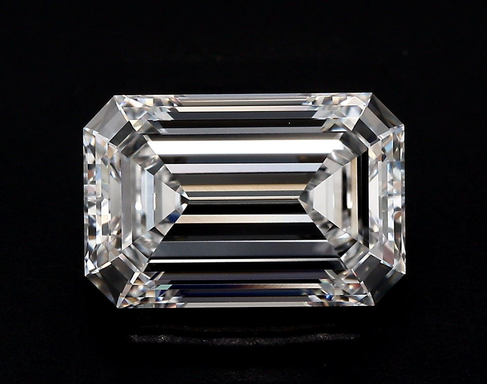1.47 Carat Emerald Lab Diamond with  Cut Diamond in 14KT  view 1
