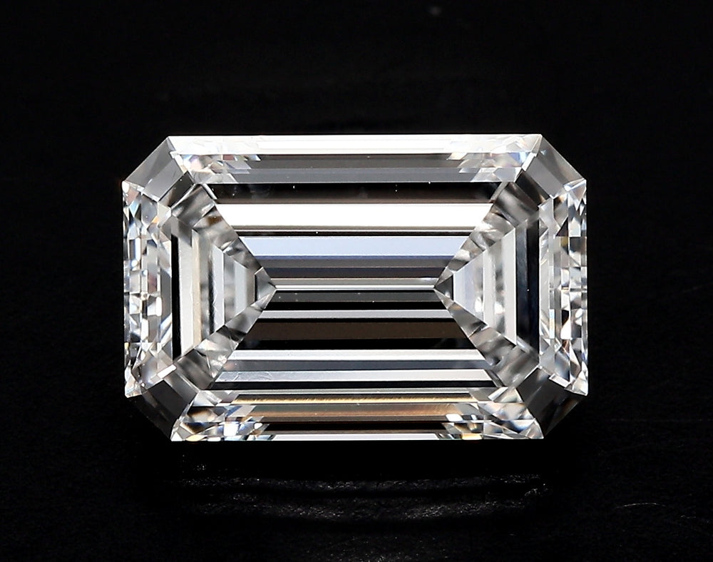1.22 Carat Emerald Lab Diamond with  Cut Diamond in 14KT  view 1
