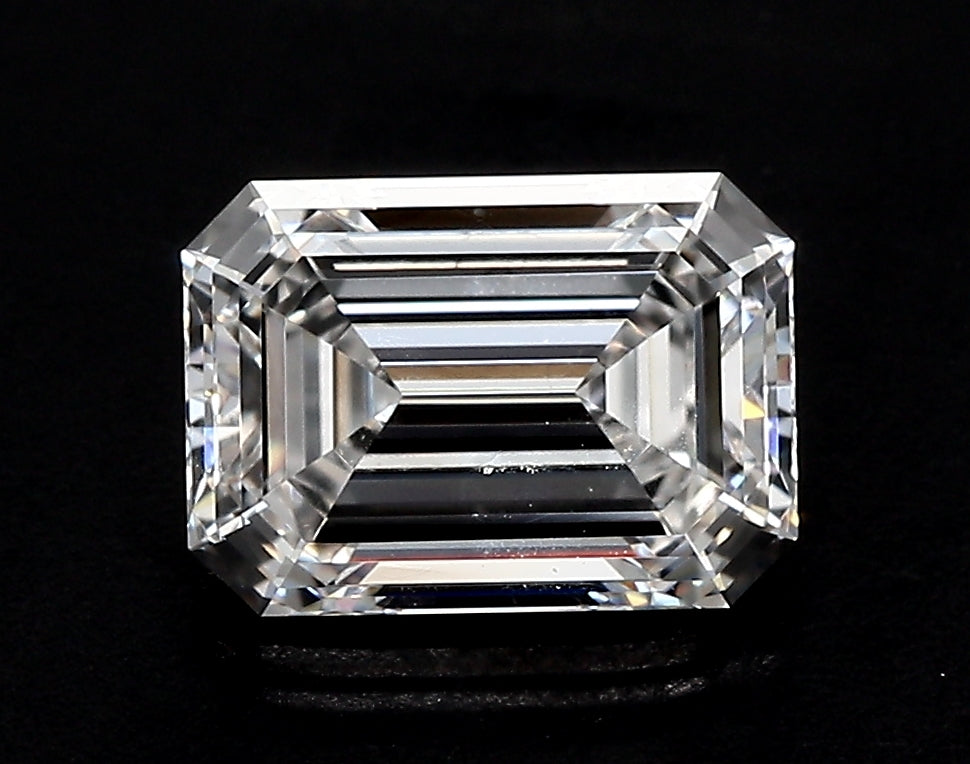 5.07 Carat Emerald Lab Diamond with  Cut Diamond in 14KT  view 1
