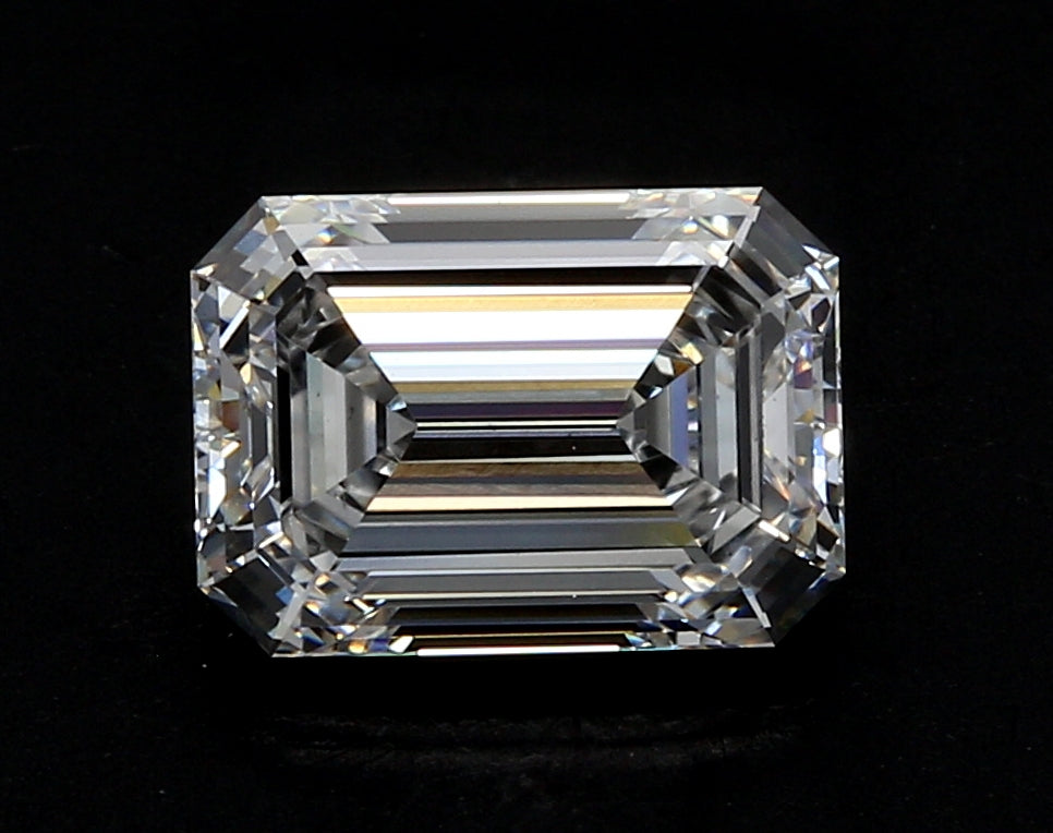 2.83 Carat Emerald Lab Diamond with  Cut Diamond in 14KT  view 1

