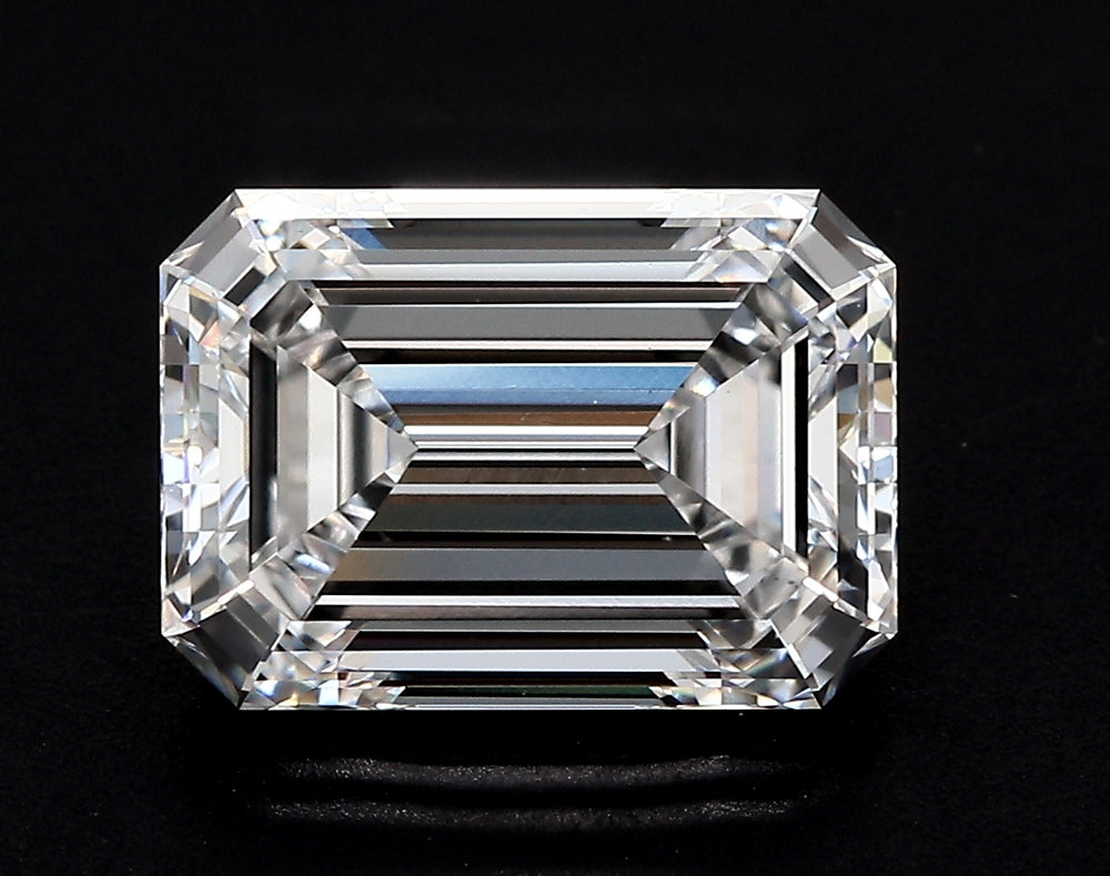 2.02 Carat Emerald Lab Diamond with  Cut Diamond in 14KT  view 1

