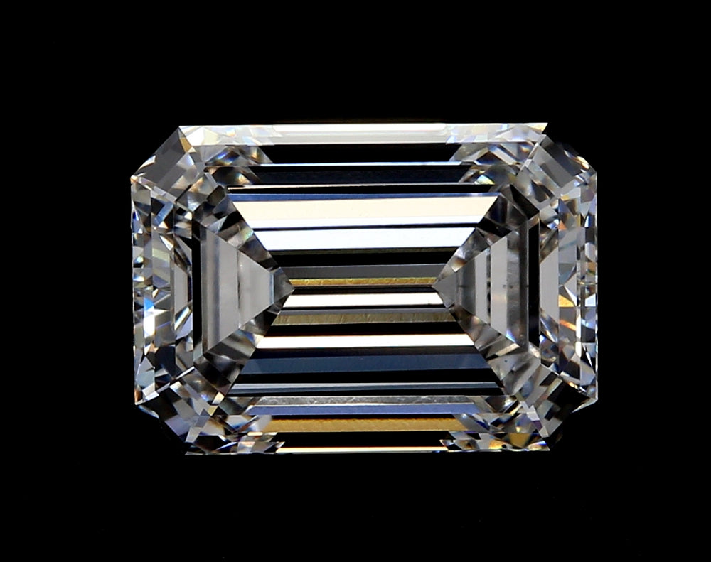 4.58 Carat Emerald Lab Diamond with  Cut Diamond in 14KT  view 1

