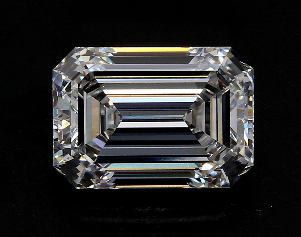 5.03 Carat Emerald Lab Diamond with  Cut Diamond in 14KT  view 1
