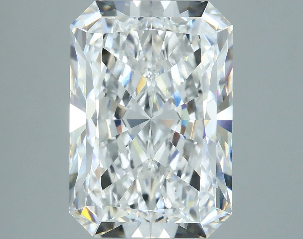 4.94 Carat Radiant Lab Diamond with  Cut Diamond in 14KT  view 1
