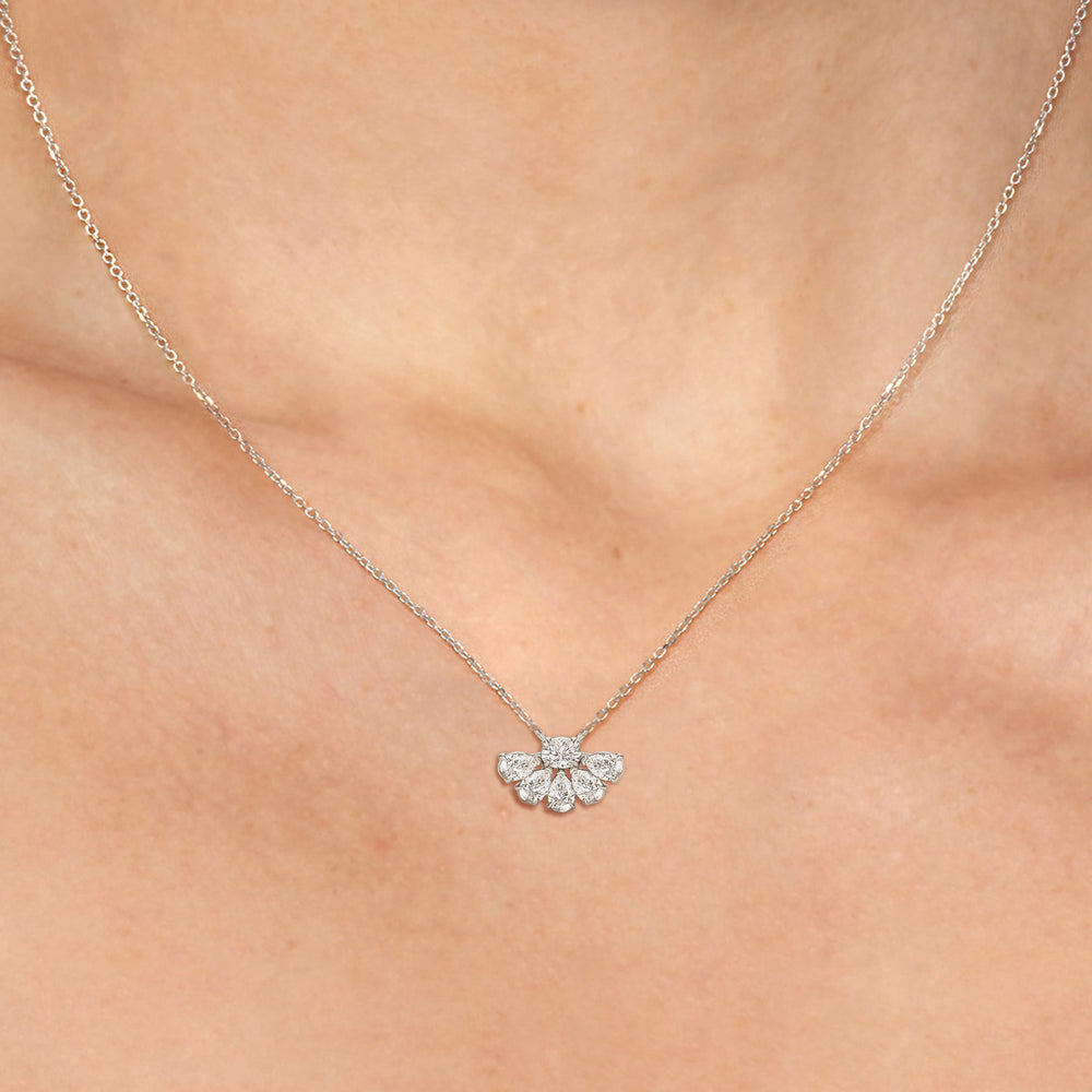 Daisy Petals Necklace with 14KT Yellow Gold / Lab / 1 Cut Diamond in 14KT Yellow Gold / Lab / 1 view 3
