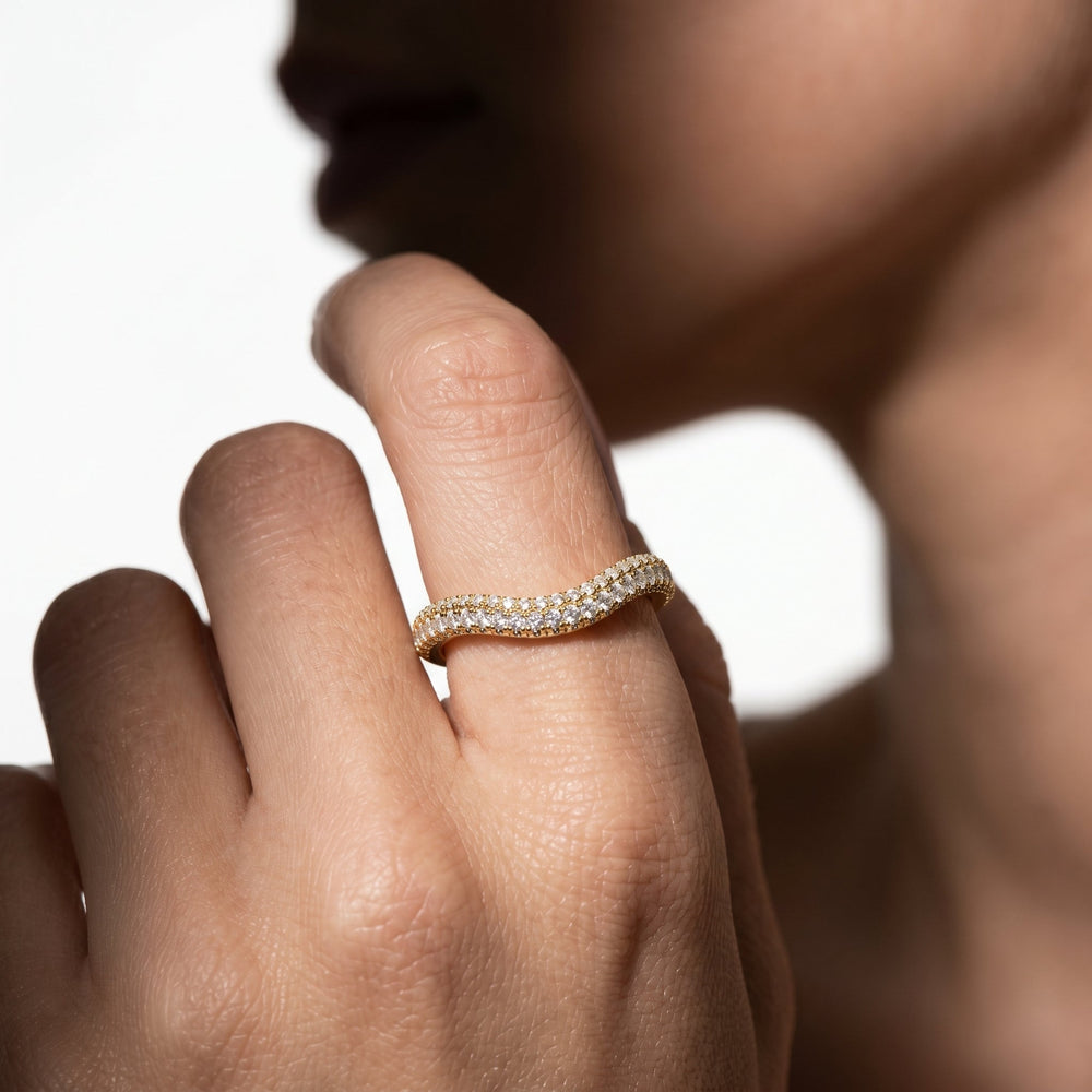 The Windsor Round Three Stone Diamond Wedding Band with 18KT Rose Gold Cut Diamond in 14KT Rose Gold view 3
