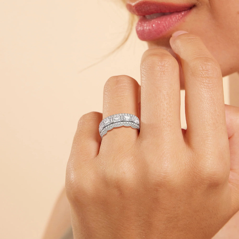 Model Wearing The Hudson Anniversary Ring (E+ VS+) view