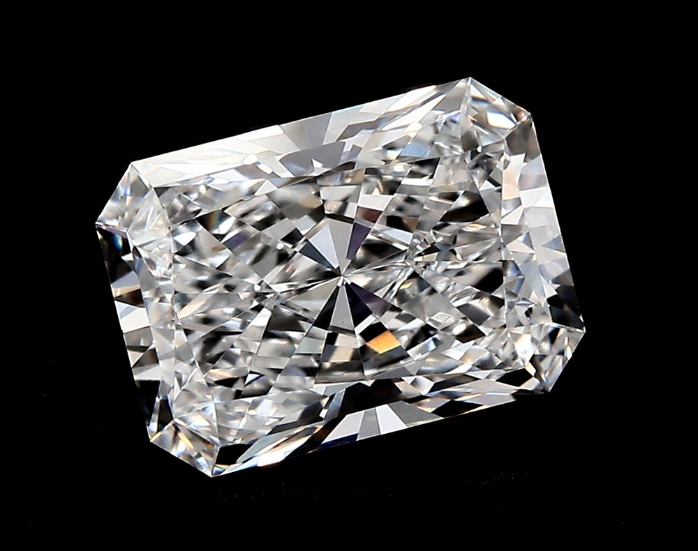 3.23 Carat Radiant Lab Diamond with  Cut Diamond in 14KT  view 1
