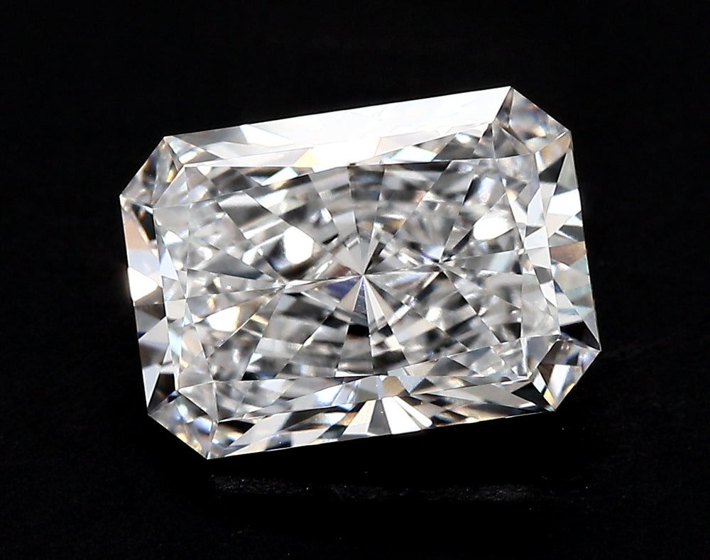 3.12 Carat Radiant Lab Diamond with  Cut Diamond in 14KT  view 1

