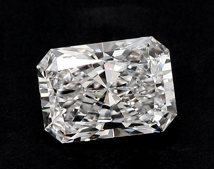 1.51 Carat Radiant Lab Diamond with  Cut Diamond in 14KT  view 1
