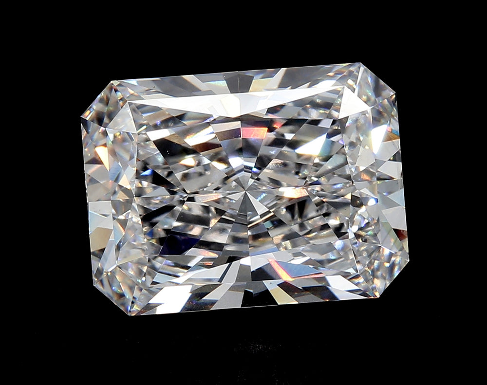 3.12 Carat Radiant Lab Diamond with  Cut Diamond in 14KT  view 1
