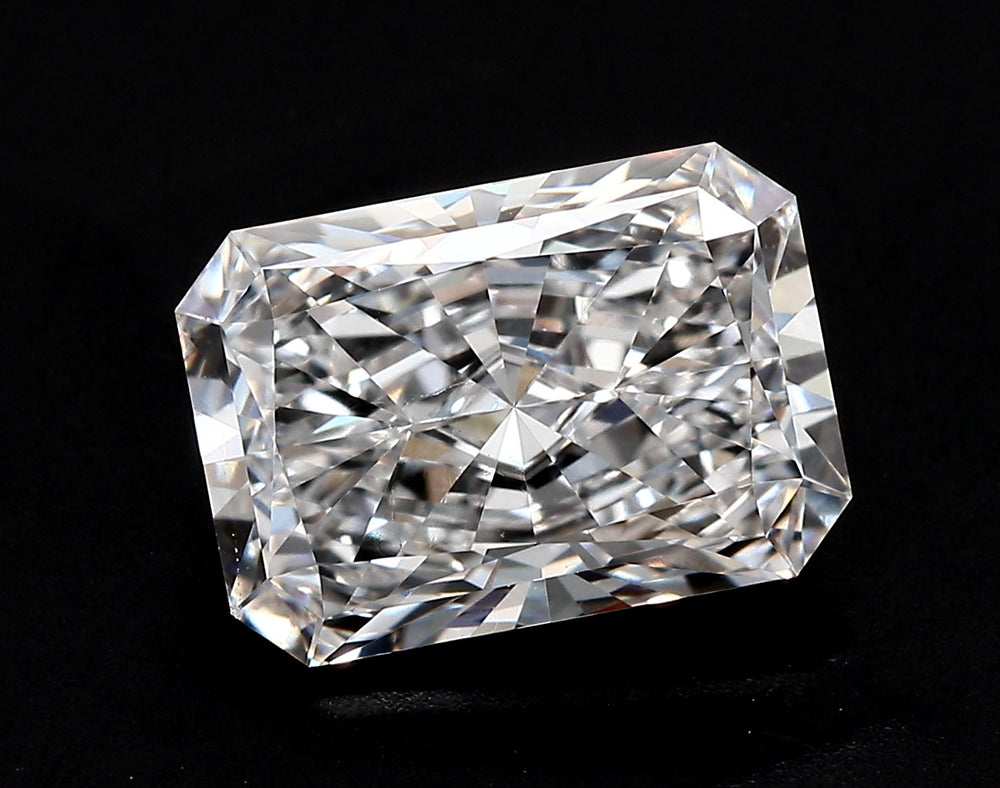 2.7 Carat Radiant Lab Diamond with  Cut Diamond in 14KT  view 1
