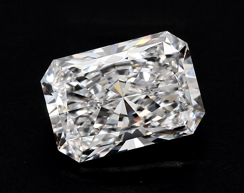 2.1 Carat Radiant Lab Diamond with  Cut Diamond in 14KT  view 1
