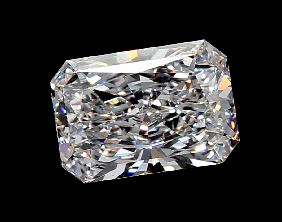 2.62 Carat Radiant Lab Diamond with  Cut Diamond in 14KT  view 1
