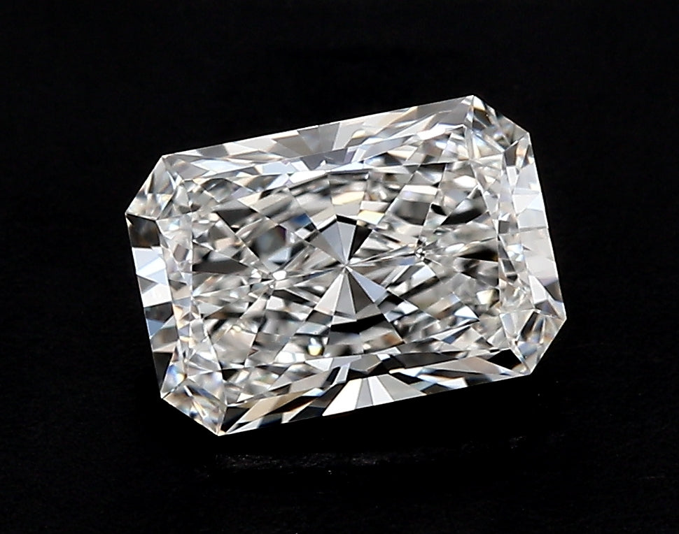 1.41 Carat Radiant Lab Diamond with  Cut Diamond in 14KT  view 1
