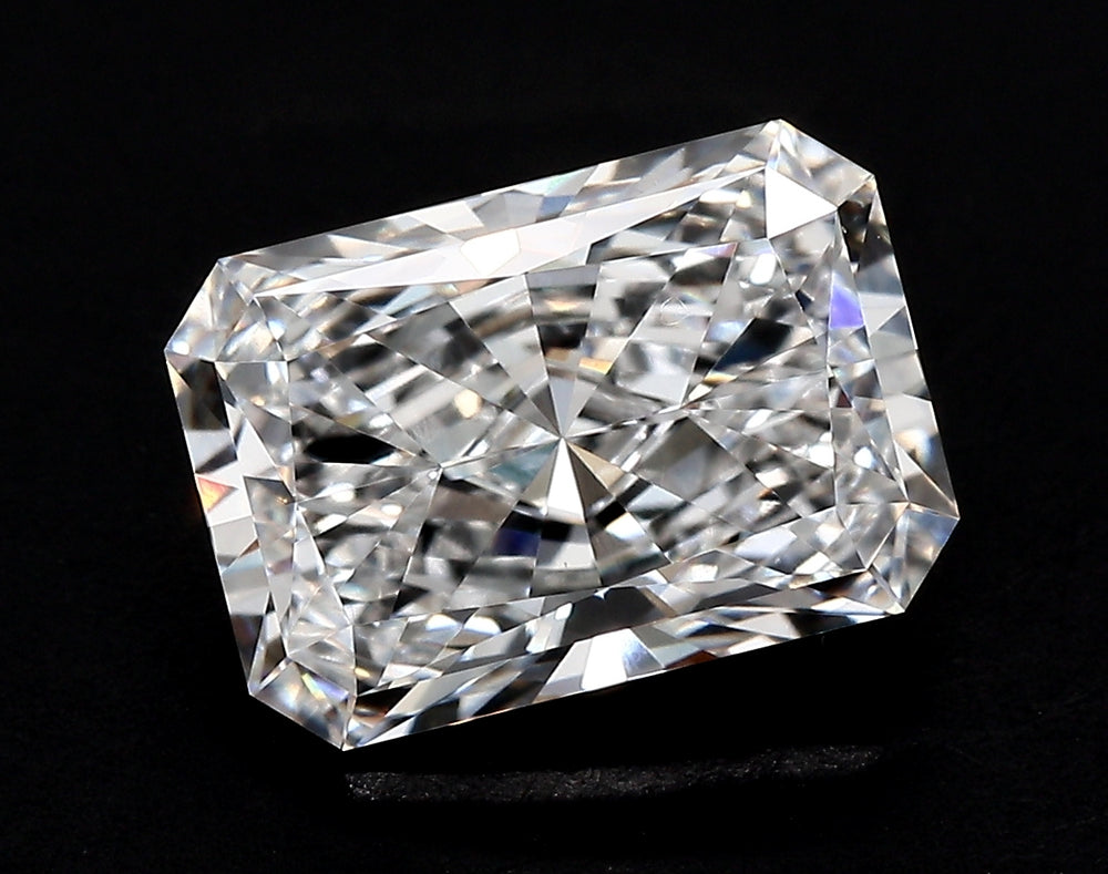 3.6 Carat Radiant Lab Diamond with  Cut Diamond in 14KT  view 1
